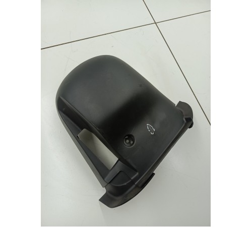 Кожух рулевой колонки нижний