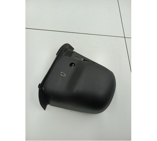 Кожух рулевой колонки нижний