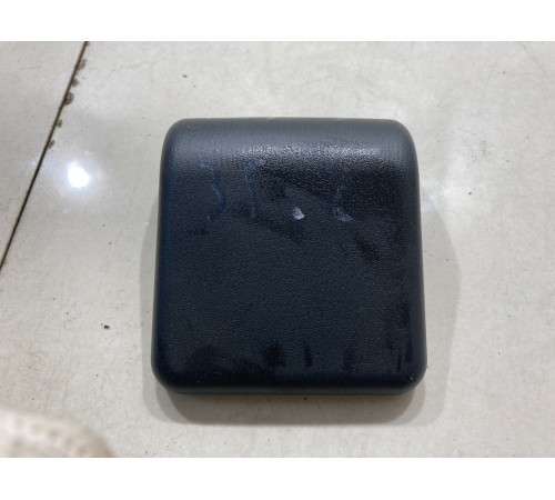 Крышка(задний ряд сидений)