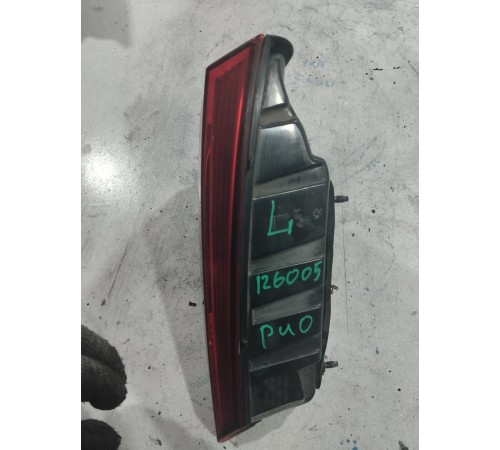Фонарь крышки багажника левый