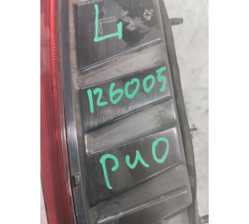 Фонарь крышки багажника левый