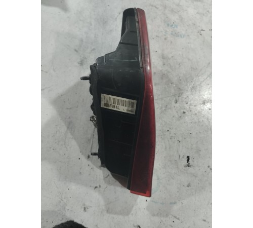 Фонарь крышки багажника левый