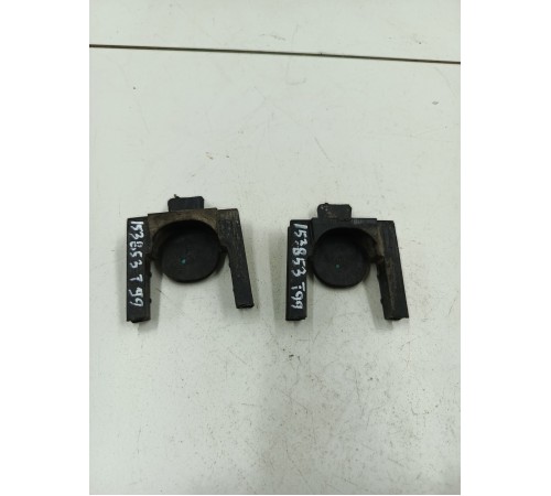 Кронштейн радиатора 2 шт.