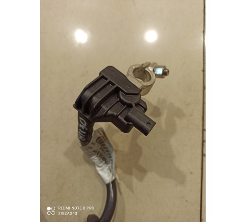 Клемма аккумулятора минусовая