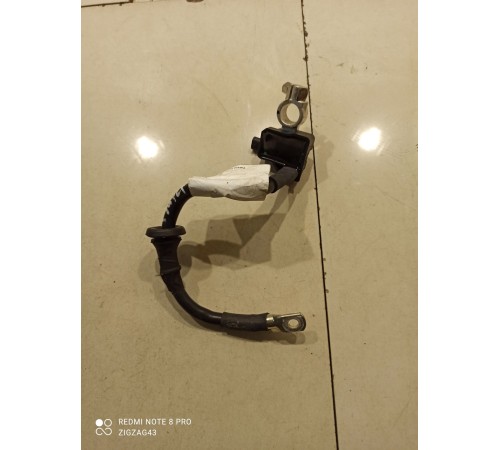 Клемма аккумулятора минусовая