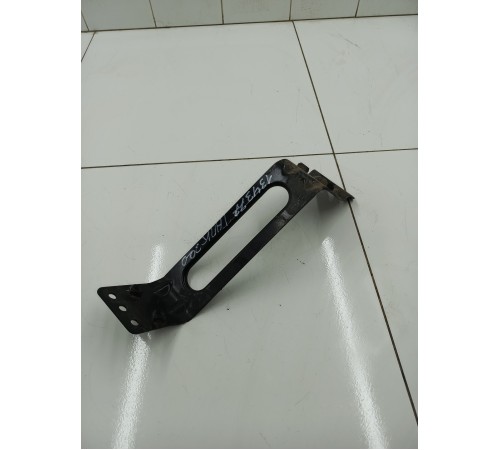 Кронштейн усилителя заднего бампера левый