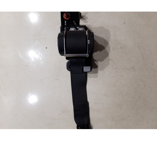 Ремень безопасности (задний правый)