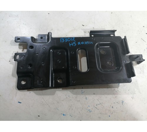 Площадка под АКБ аккумулятор