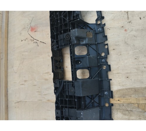 Панель передняя