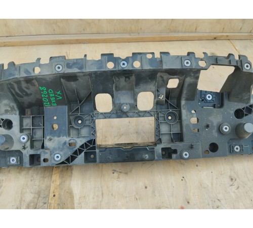 Панель передняя