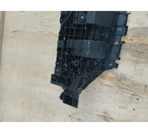 Панель передняя