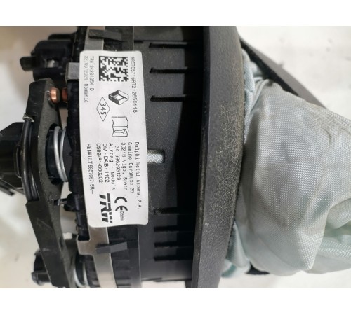 Подушка безопасности водителя