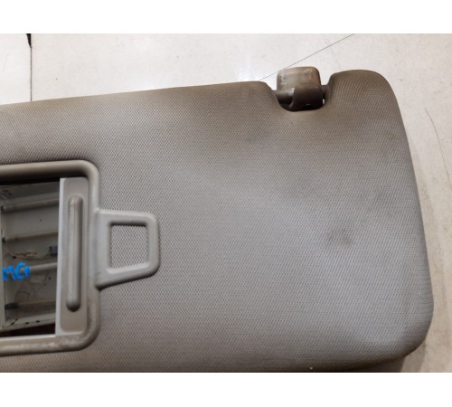 Козырек солнцезащитный (левый)