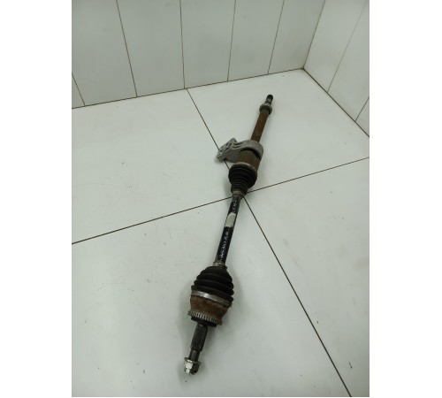 Полуось (привод) передний правый