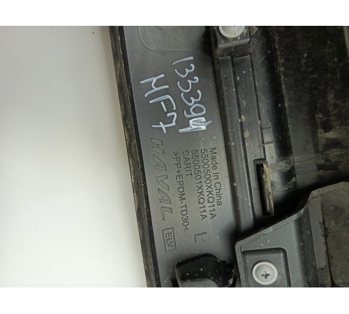 Молдинг двери передний левый 