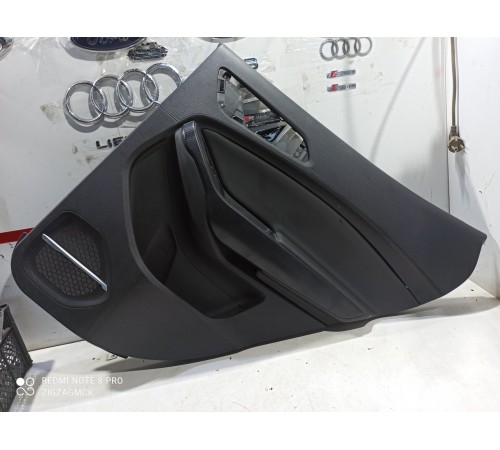 Обшивка двери (задняя правая)