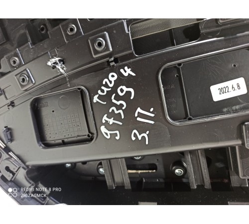 Обшивка двери (задняя правая)