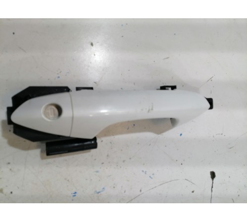 Ручка двери передняя левая (наружная)