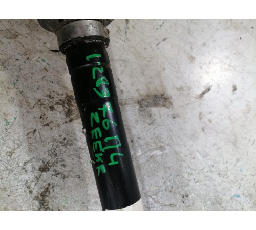 Привод (полуось) передний правый