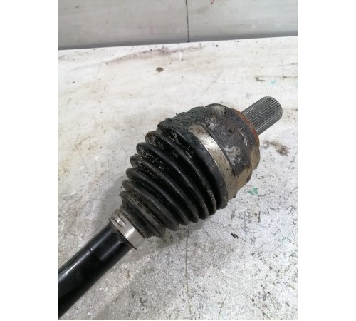 Привод (полуось) передний правый