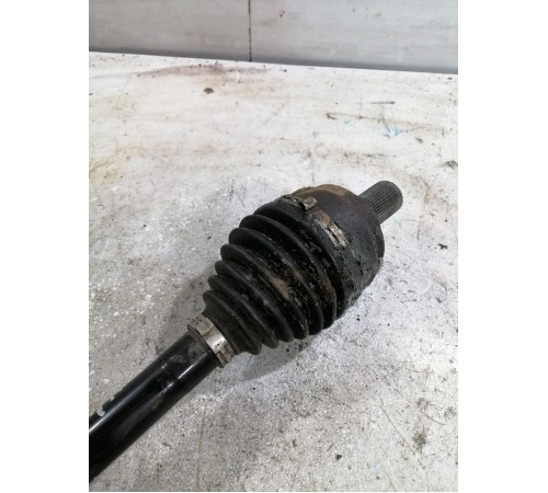 Привод (полуось) передний правый
