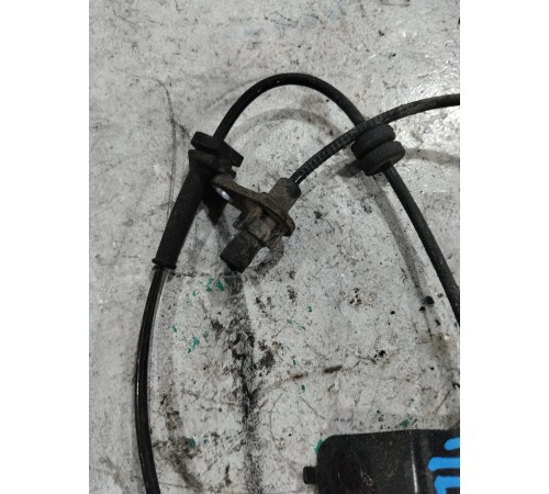 Датчик ABS передний левый