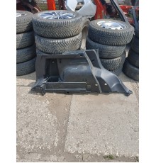 Обшивка багажника задняя левая