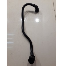 Патрубок топливный