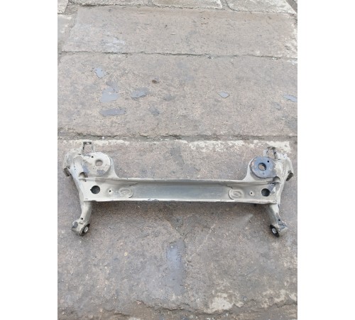 Балка подвески задняя