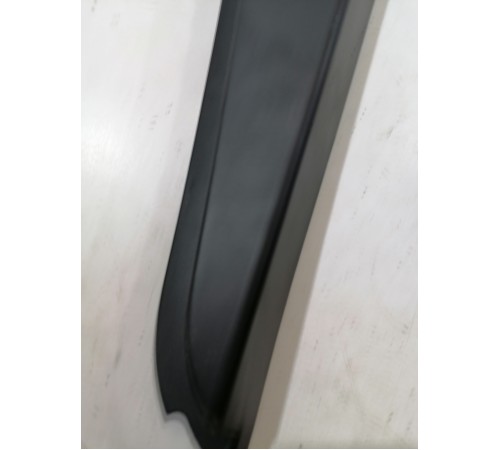 Накладка левой передней двери внутренняя