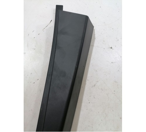 Накладка левой передней двери внутренняя