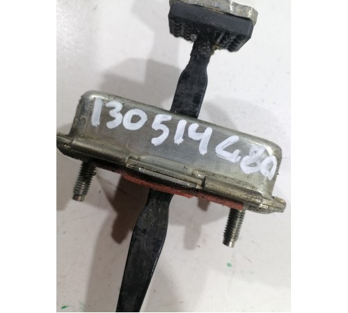 Ограничитель двери задний левый