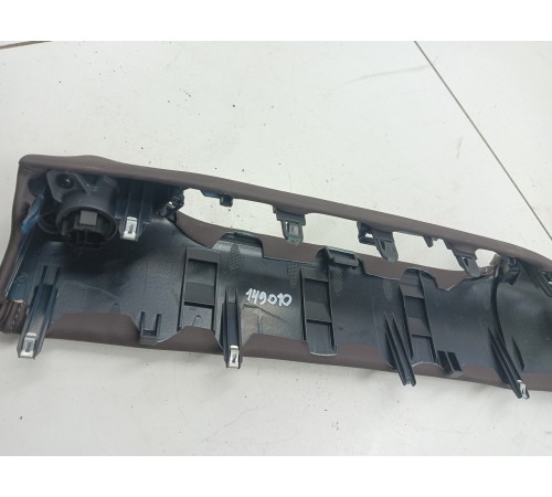 Накладка торпедо декоративная