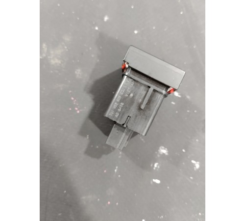 Кнопка аварийной сигнализации