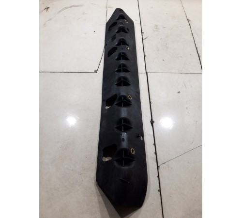 Кронштейн(крепление) пола багажника