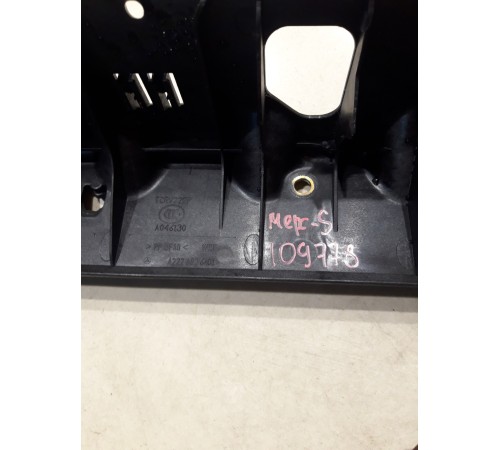 Кронштейн(крепление) пола багажника