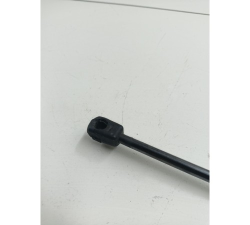 Амортизатор капота