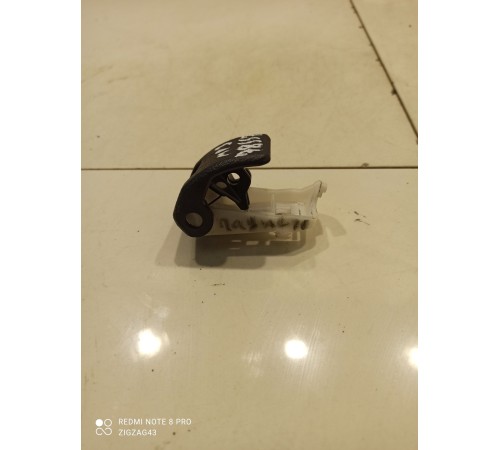 Рычаг открывания капота