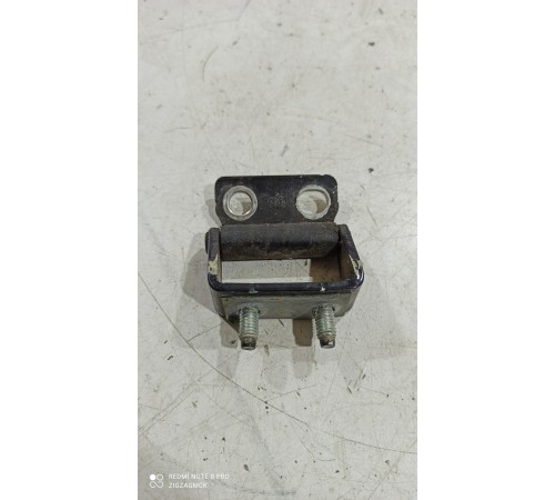 Петля крышки багажника(правая)