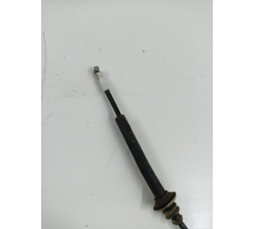 Замок капота