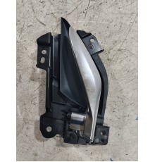 Ручка двери передняя левая внутренняя