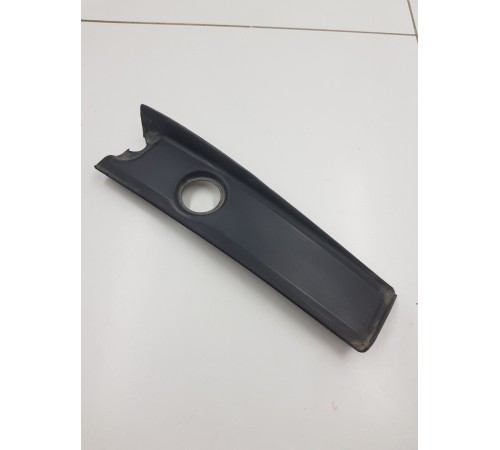 Накладка фонаря задняя правая нижняя