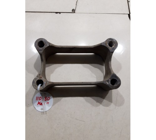 Проставка кронштейна топливного бака