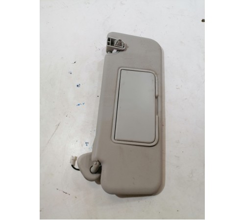 Козырёк левый