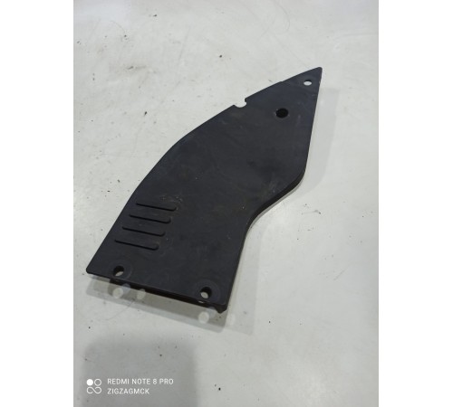 Накладка (пластик) кузова правая