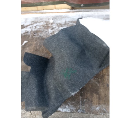 Обшивка багажника левая