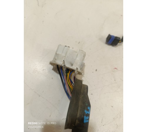 Электропроводка двери передняя левая