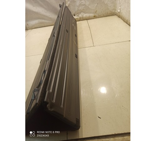 Пол багажника