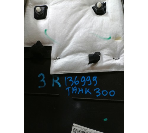 Обшивка центральной стойки правая нижняя