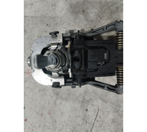 Ручка двери передняя левая внешняя